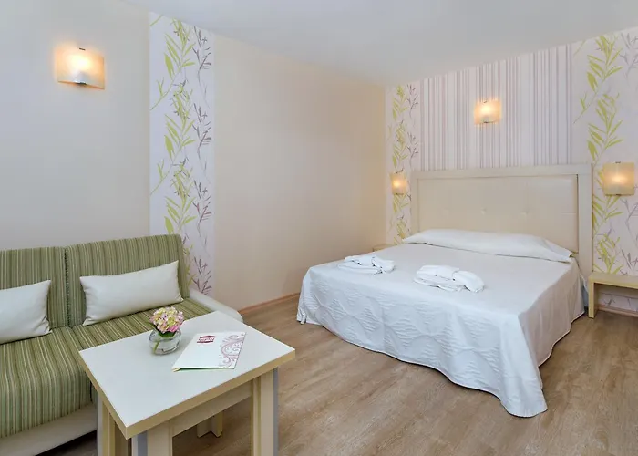 Hotel Relax Complex & Slantchev Briag