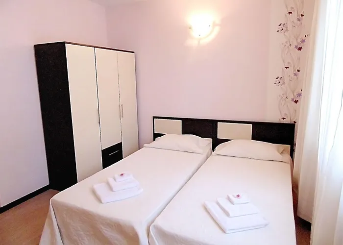 Relax Complex & 3* Slantchev Briag