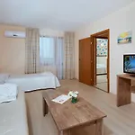 فندق Relax Complex & 3*
