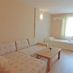 Relax Complex & فندق ساني بيتش
