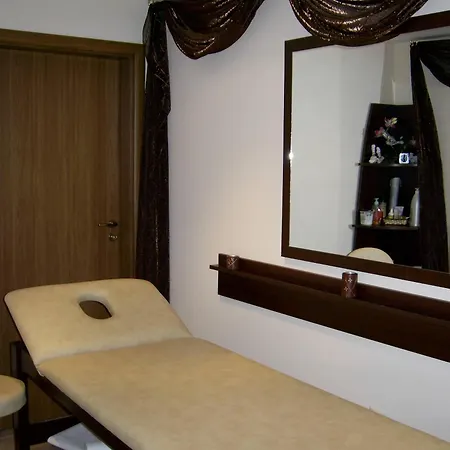 Отель Relax Complex &