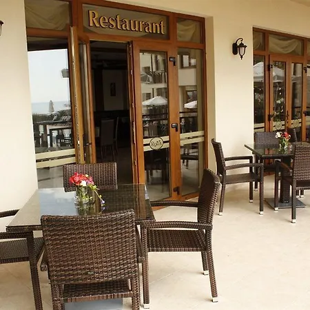 Отель Relax Complex &