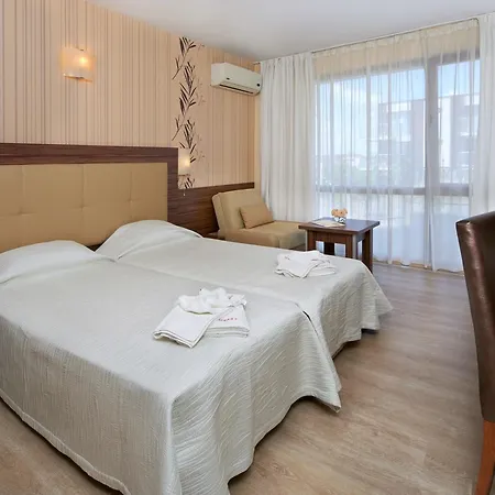 Relax Complex & Отель Солнечный берег