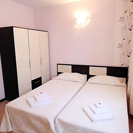 Relax Complex & 3* Солнечный берег