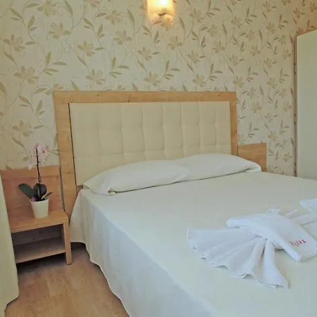 Отель Relax Complex &