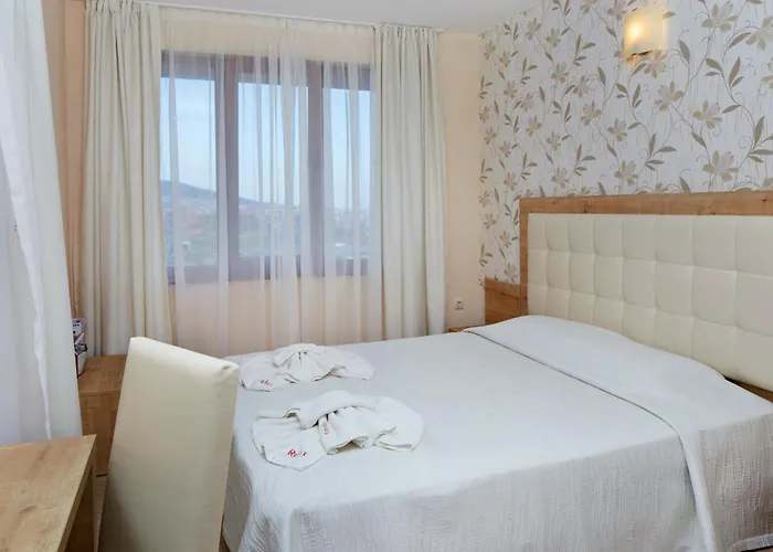 Hotel Relax Complex & Slantschew brjag