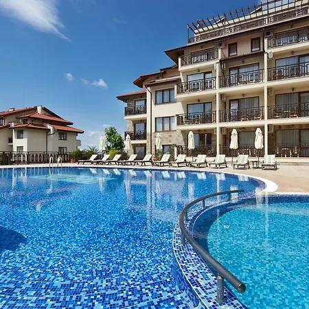 Relax Complex & 3*