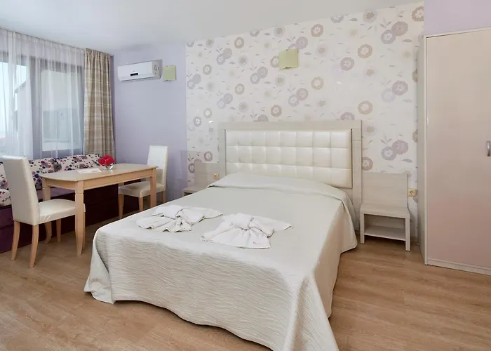 Relax Complex & 3* Słoneczny Brzeg