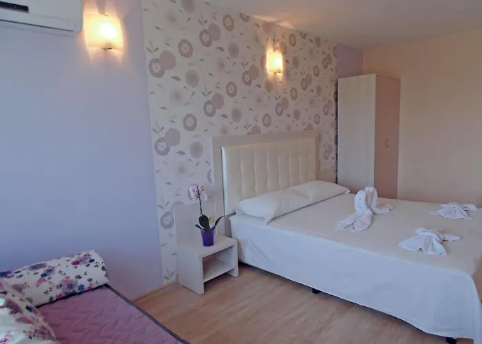 ホテル Relax Complex & 3*