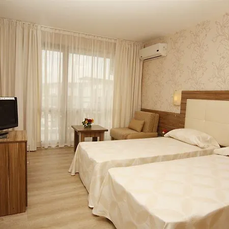 Relax Complex & Sunny Beach